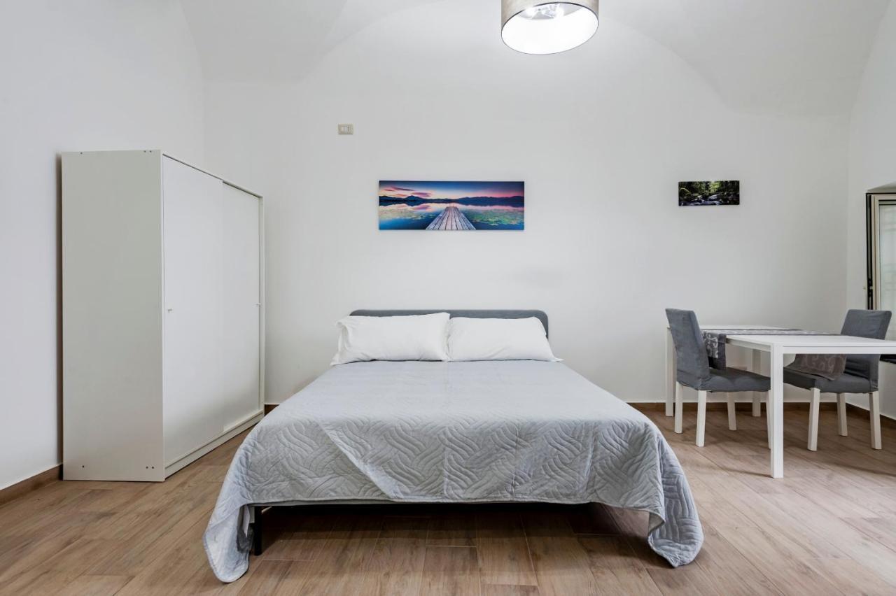 Trinita' 57 Apartments By Wonderful Italy Катания Экстерьер фото